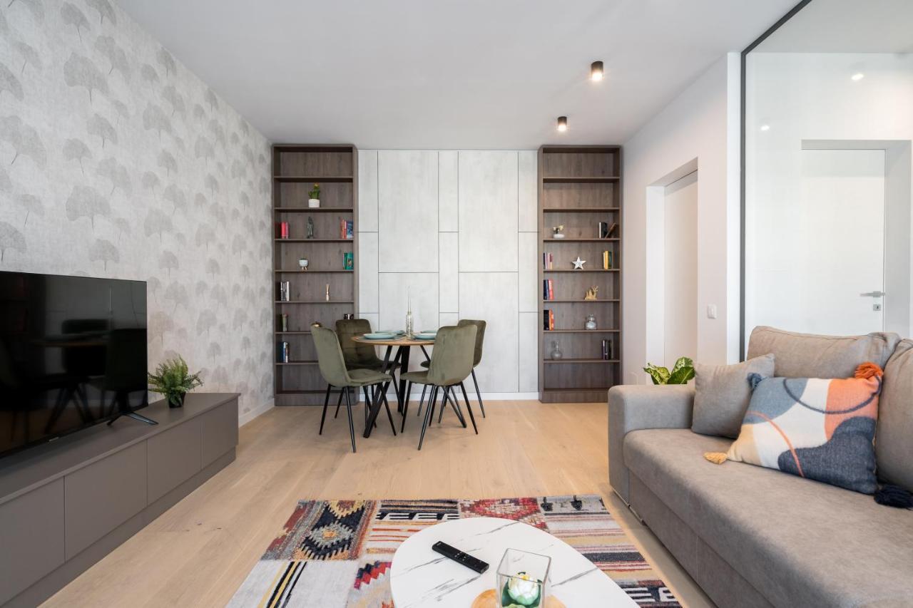 Spring Stylish Pipera Apartment Bucharest