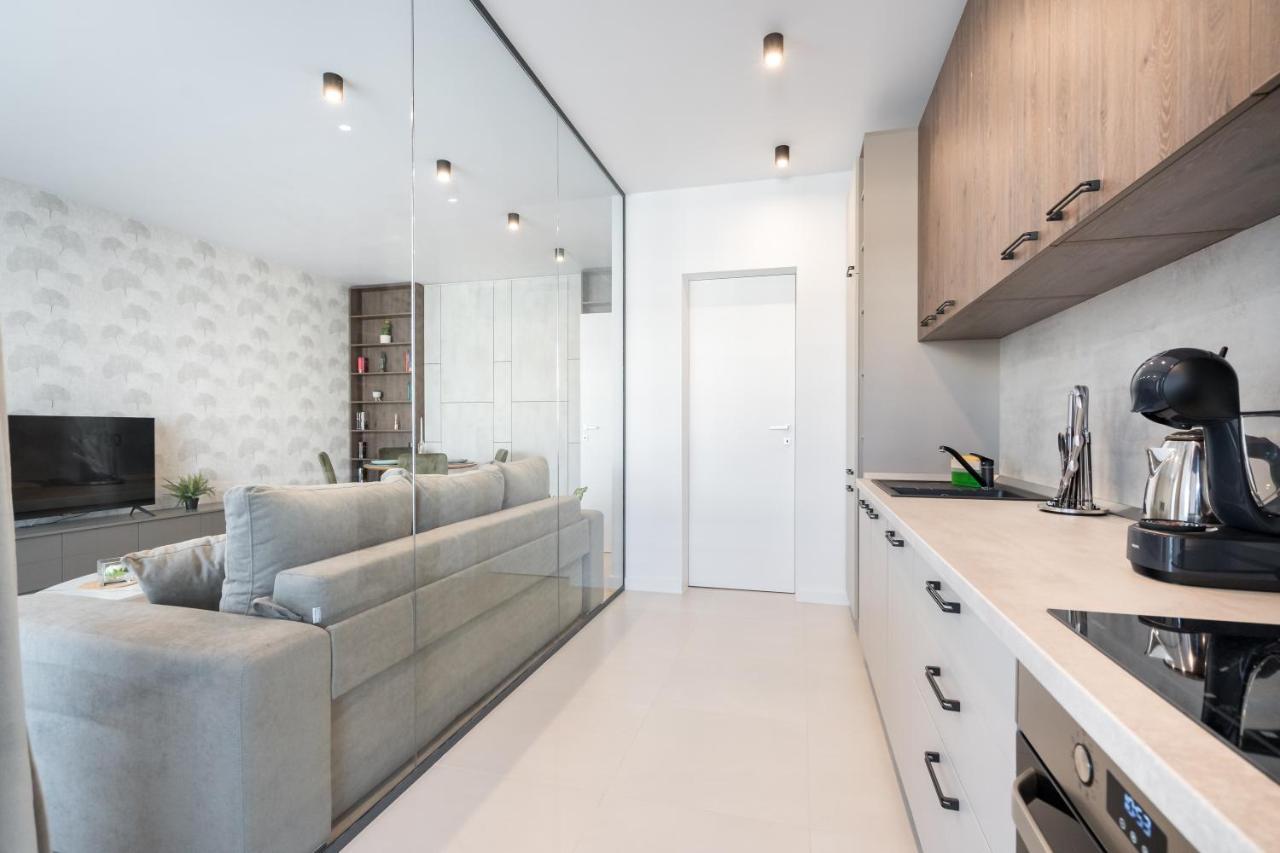 Spring Stylish Pipera Apartment